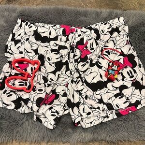 Minnie bundle: shorts, pancake mold, and hand sanitizer holder